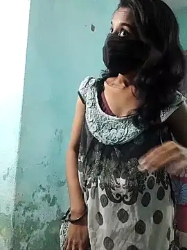 Snapshot of Bong-lady chatting on January 2025 08:57:02 AM Bong-lady online show from January 2025 08:57:02 AM