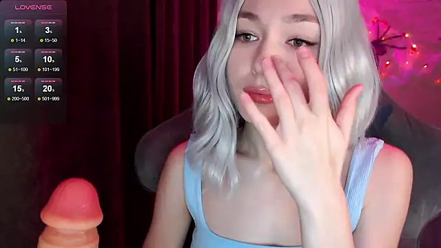 Snapshot of Ohmy_Nora_ chatting on November 2025 09:43:02 PM Ohmy Nora online show from November 2025 09:43:02 PM