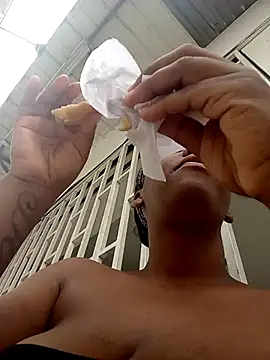 ValkiriaContee online show from November 2025 03:23:01 PM