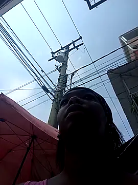 ValkiriaContee online show from November 2025 06:30:02 PM