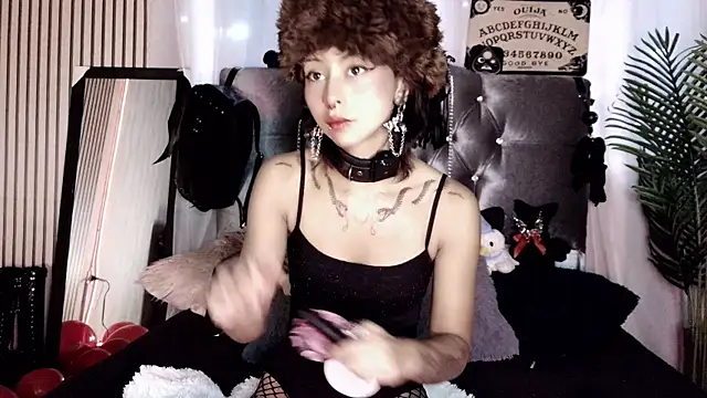 verhona vlad online show from February 2025 12:38:02 PM