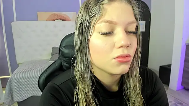 alaia greyy online show from October 2025 12:45:02 PM