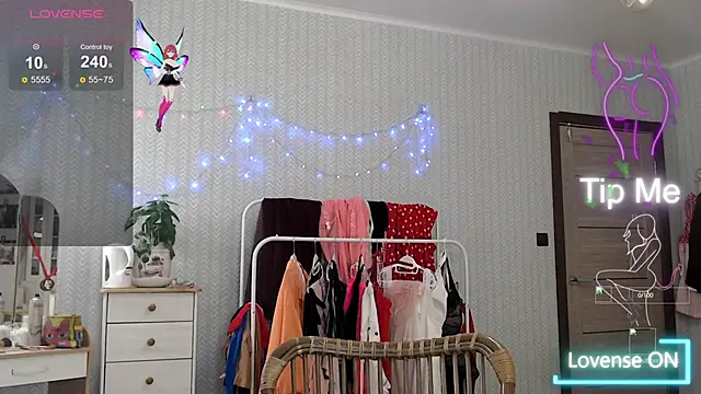 Snapshot of Soffya_Soy chatting on November 2025 01:53:02 PM Soffya Soy online show from November 2025 01:53:02 PM