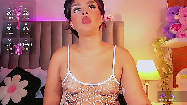 CamiiGarcia online show from October 2025 07:45:02 PM