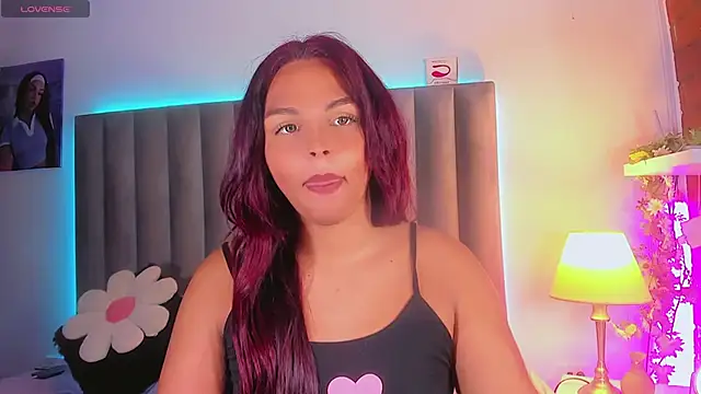 CamiiGarcia online show from November 2025 08:21:01 PM