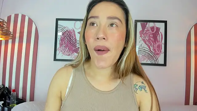 Lannajansen online show from September 2025 02:44:02 PM