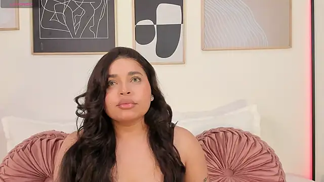 RachelRusso online show from February 2025 05:40:02 AM