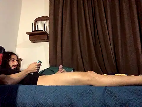 Snapshot of Nooneisthis chatting on November 2025 09:00:02 AM Nooneisthis online show from November 2025 09:00:02 AM