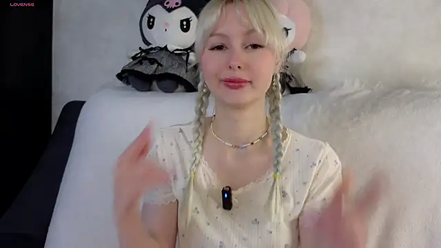 MaydaBunton online show from September 2025 01:51:02 AM