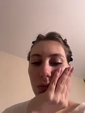 Snapshot of Molli_Luv chatting on November 2025 12:45:02 PM Molli Luv online show from November 2025 12:45:02 PM