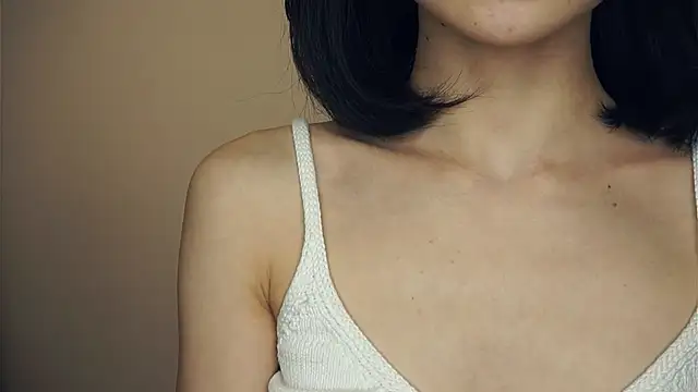 VeronaCritchlow online show from February 2025 10:33:02 AM