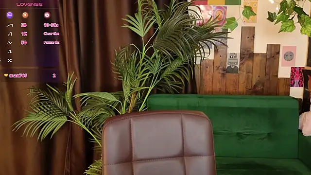 Yo Pixxie online show from February 2025 10:48:02 AM