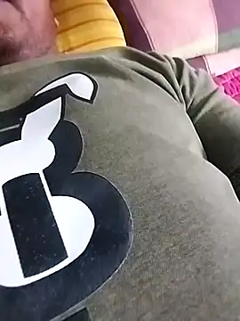 Snapshot of Simrandeshipp chatting on February 2025 07:05:01 AM Simrandeshipp online show from February 2025 07:05:01 AM