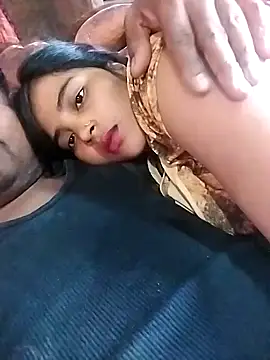 Snapshot of Simrandeshipp chatting on March 2025 06:24:02 AM Simrandeshipp online show from March 2025 06:24:02 AM