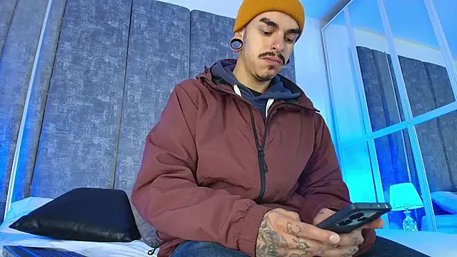 Snapshot of kaletattoo chatting on October 2025 11:06:01 AM kaletattoo online show from October 2025 11:06:01 AM