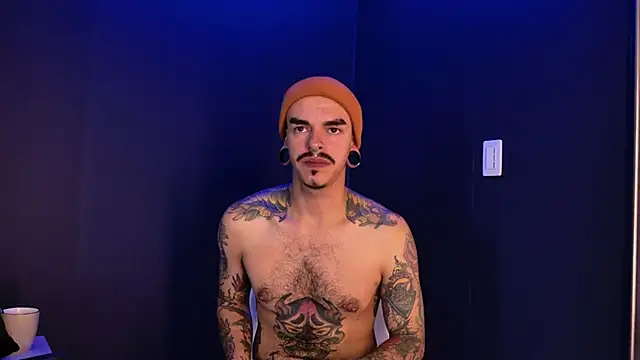 Snapshot of kaletattoo chatting on October 2025 11:29:02 AM kaletattoo online show from October 2025 11:29:02 AM