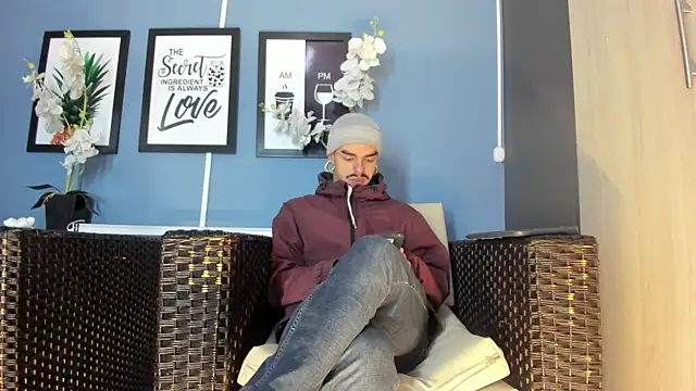 Snapshot of kaletattoo chatting on November 2025 11:21:01 AM kaletattoo online show from November 2025 11:21:01 AM