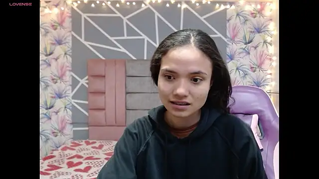 AmbarVanucci online show from November 2025 04:33:02 AM