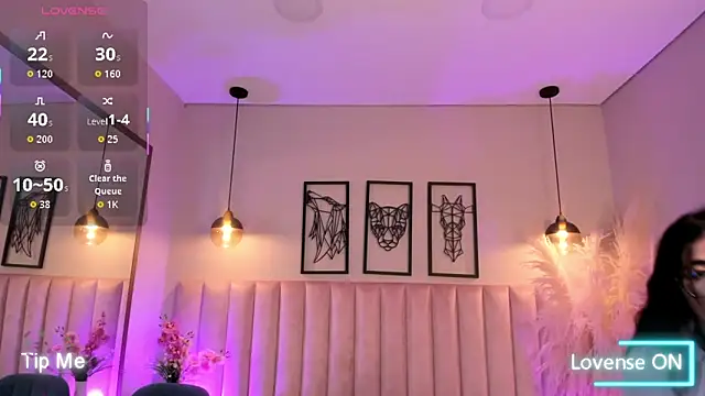 Zoe Banks  online show from September 2025 12:41:02 PM