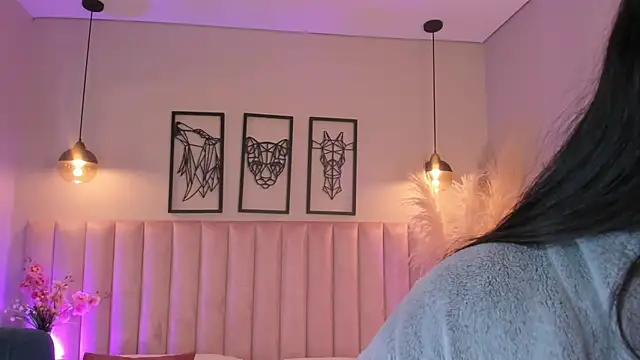 Zoe Banks  online show from September 2025 12:42:02 PM