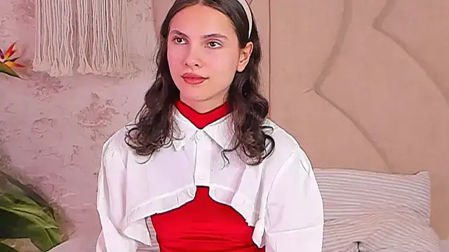 Snapshot of GIGI_DAV chatting on February 2025 05:45:02 AM GIGI DAV online show from February 2025 05:45:02 AM