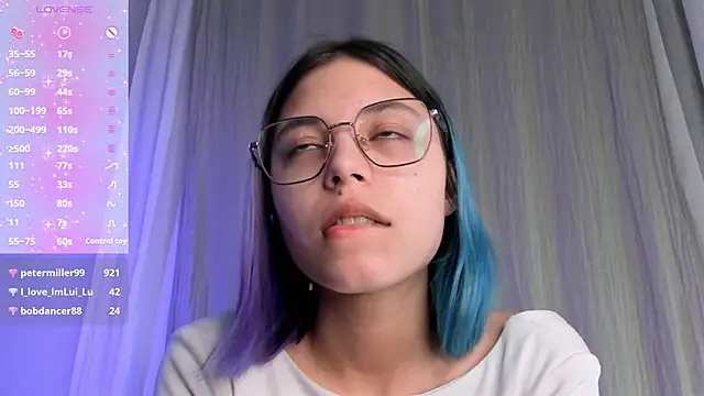 Snapshot of DarelleFare chatting on February 2025 05:07:01 PM DarelleFare online show from February 2025 05:07:01 PM