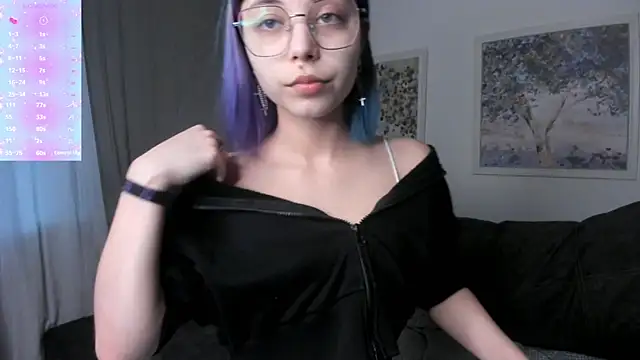 Snapshot of DarelleFare chatting on March 2025 11:06:02 AM DarelleFare online show from March 2025 11:06:02 AM