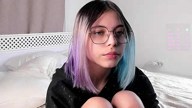 Snapshot of DarelleFare chatting on March 2025 02:11:02 PM DarelleFare online show from March 2025 02:11:02 PM