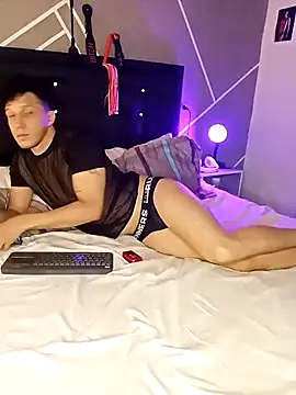 AngeloColleen online show from October 2025 05:47:01 PM