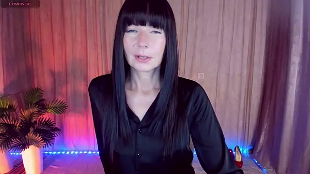 MonicaCheerful online show from October 2025 12:38:01 PM