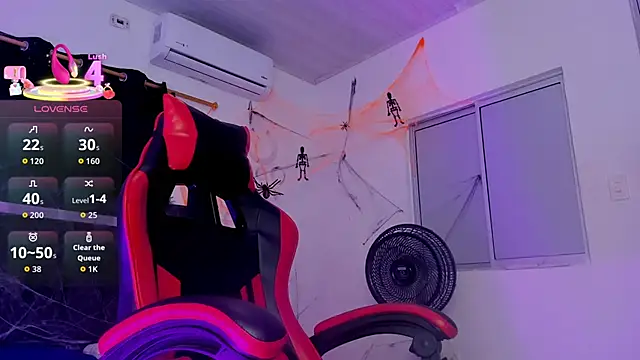 Nicol TransGirl online show from November 2025 03:53:02 AM