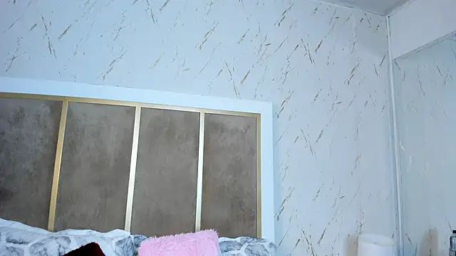 Snapshot of IsabelaWoods chatting on March 2025 04:27:02 AM IsabelaWoods online show from March 2025 04:27:02 AM