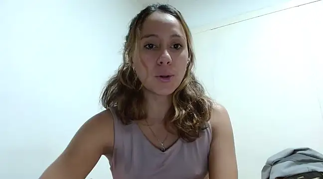 venus11 online show from March 2025 05:13:02 PM