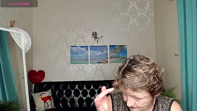 Snapshot of SexyGrandma_ chatting on November 2025 04:07:02 PM SexyGrandma online show from November 2025 04:07:02 PM