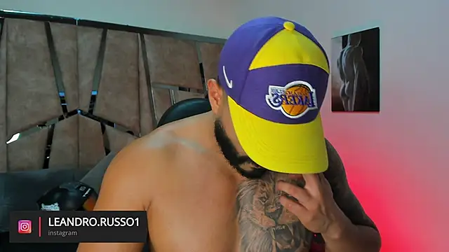 LeandroRusso online show from March 2025 12:20:01 AM