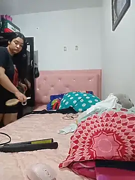 Snapshot of kelmont chatting on November 2025 03:06:02 AM kelmont online show from November 2025 03:06:02 AM