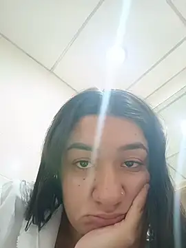 Snapshot of kelmont chatting on November 2025 04:07:02 PM kelmont online show from November 2025 04:07:02 PM