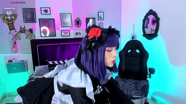 IsisRaichuu  online show from September 2025 08:56:02 PM