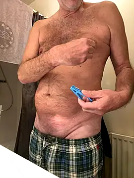 vincent1522 online show from October 2025 05:57:02 AM