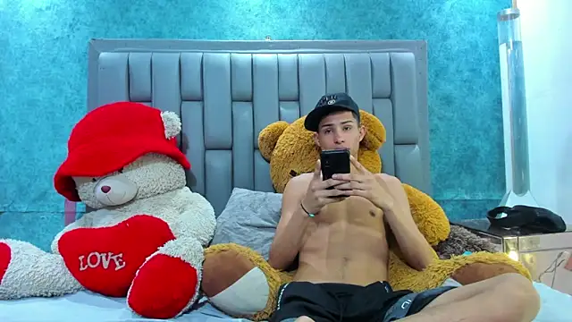 Sexys Hornys Boys online show from March 2025 11:27:02 PM
