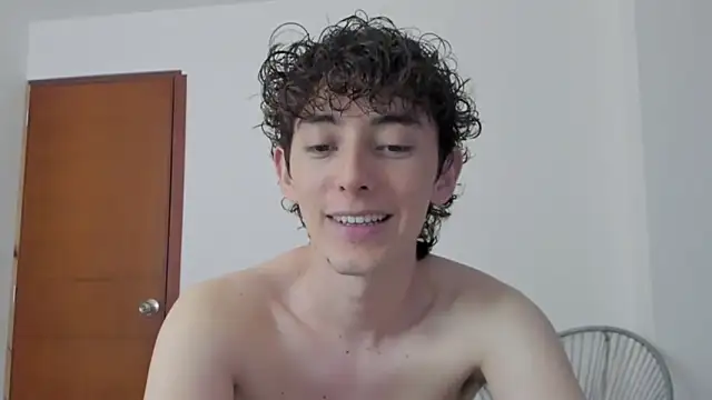 miketwink online show from October 2025 12:41:02 AM