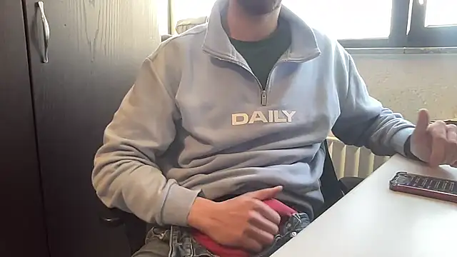 Snapshot of bullyboyy chatting on January 2025 09:02:02 AM bullyboyy online show from January 2025 09:02:02 AM