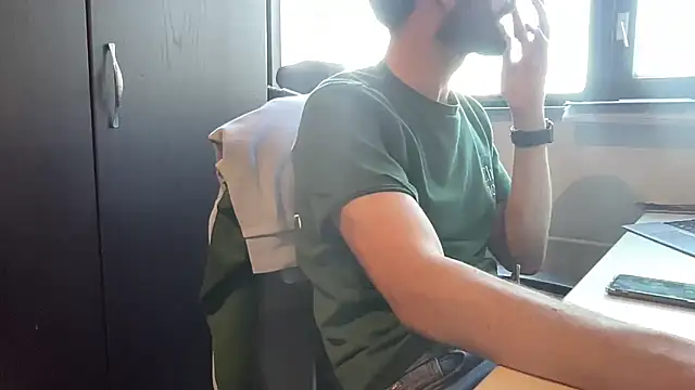 Snapshot of bullyboyy chatting on January 2025 02:57:01 PM bullyboyy online show from January 2025 02:57:01 PM