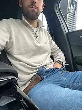 Snapshot of bullyboyy chatting on February 2025 11:41:02 AM bullyboyy online show from February 2025 11:41:02 AM