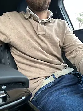 Snapshot of bullyboyy chatting on March 2025 03:06:01 PM bullyboyy online show from March 2025 03:06:01 PM