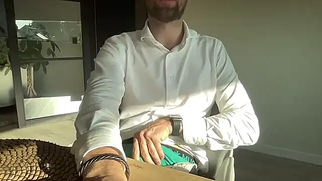 Snapshot of bullyboyy chatting on September 2025 03:56:02 PM bullyboyy online show from September 2025 03:56:02 PM