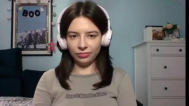 LariceSexy online show from October 2025 06:17:01 PM