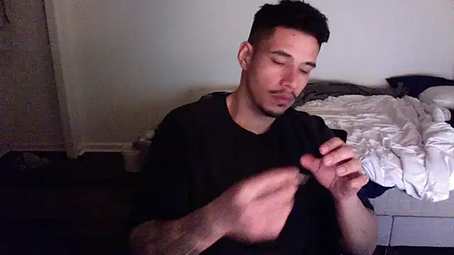 NicaBOi online show from March 2025 04:43:01 AM