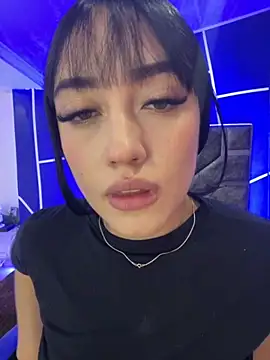 Snapshot of Melody_rousse_ chatting on September 2025 06:24:02 PM Melody rousse online show from September 2025 06:24:02 PM