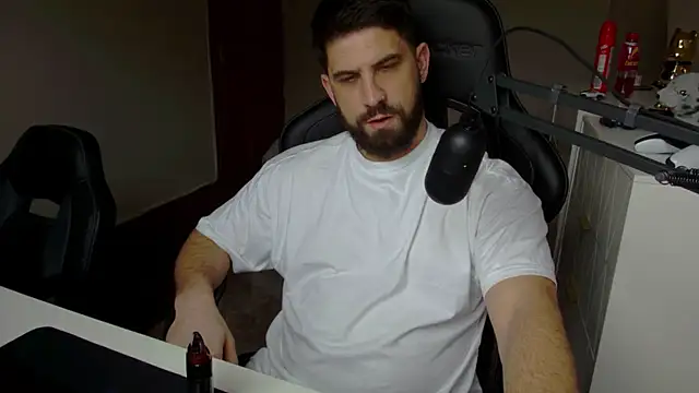 lucas kazimm online show from February 2025 03:17:02 PM